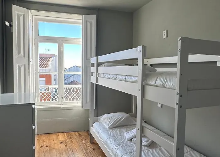 A Beira * אבאירו