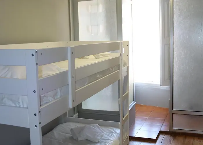 A Beira * אבאירו